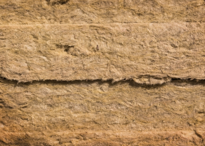 Wełna mineralna - najlepsze materiały do budowy domu energooszczędnego.